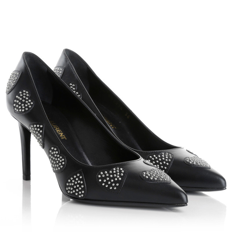 Saint Laurent pumps in nero