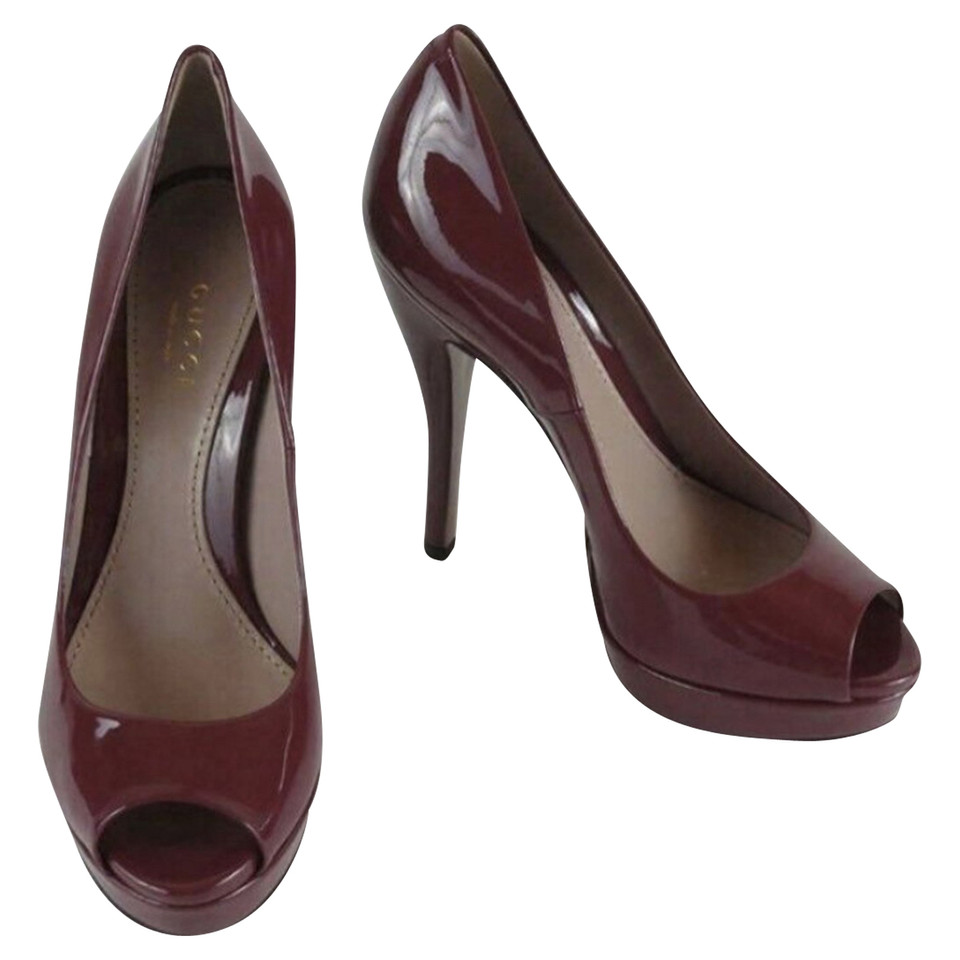 Gucci Pumps/Peeptoes Patent leather in Bordeaux