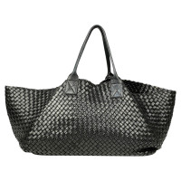 Bottega Veneta Maxi Cabat Bag 45 aus Leder in Schwarz