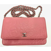 Chanel Sac à bandoulière en Cuir en Rose/pink