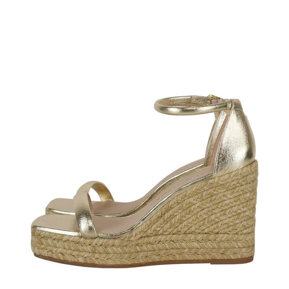 Stuart Weitzman Sandalen Leer in Goud