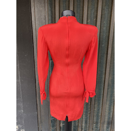 Mila Schön Concept Kleid aus Seide in Rot
