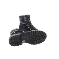 Jimmy Choo Boots aus Leder in Schwarz