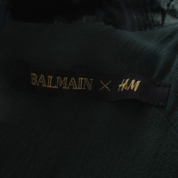 Balmain X H&M Kleid mit Samtbesatz