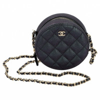 Chanel Round as Earth Crossbody Bag Leer in Zwart