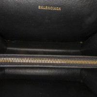 Balenciaga Umhängetasche aus Leder in Schwarz