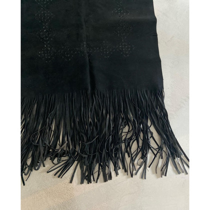 Yves Saint Laurent Schal/Tuch aus Leder in Schwarz