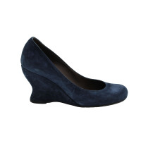 Bottega Veneta Chaussures compensées en Daim en Bleu