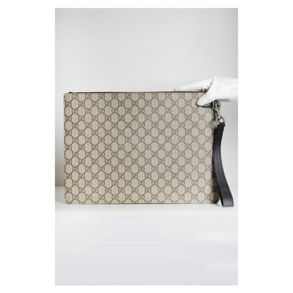 Gucci Handtasche aus Canvas in Grau