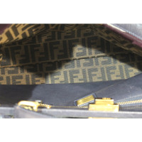 Fendi Peekaboo Bag aus Leder in Bordeaux