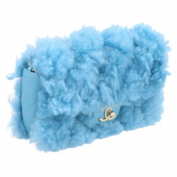 Chanel Flap Bag in Pelliccia in Blu
