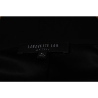 Lafayette 148 Oberteil aus Seide in Schwarz