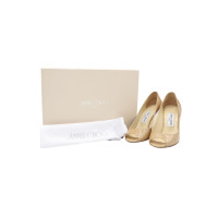 Jimmy Choo Pumps/Peeptoes en Cuir verni en Nude