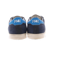 P448 Sneakers aus Leder in Blau