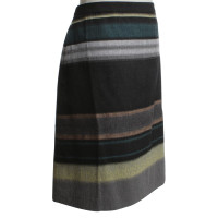 Hugo Boss skirt with stripes pattern