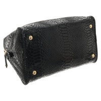 Michael Kors Handbag Leather in Black