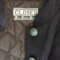 Closed veste