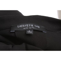 Lafayette 148 Oberteil aus Seide in Schwarz