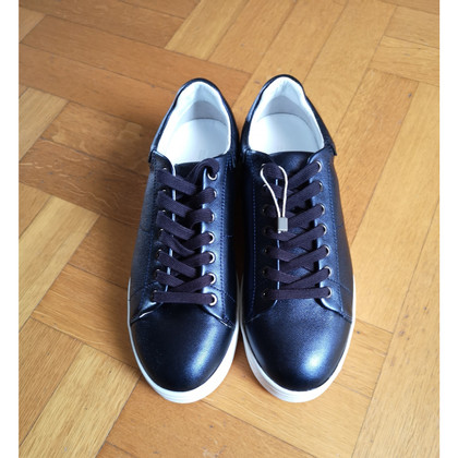 Emporio Armani Chaussures de sport en Cuir en Bleu