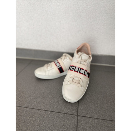 Gucci Sneaker in Pelle in Crema