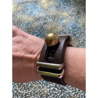 Fendi Armreif/Armband aus Leder in Braun
