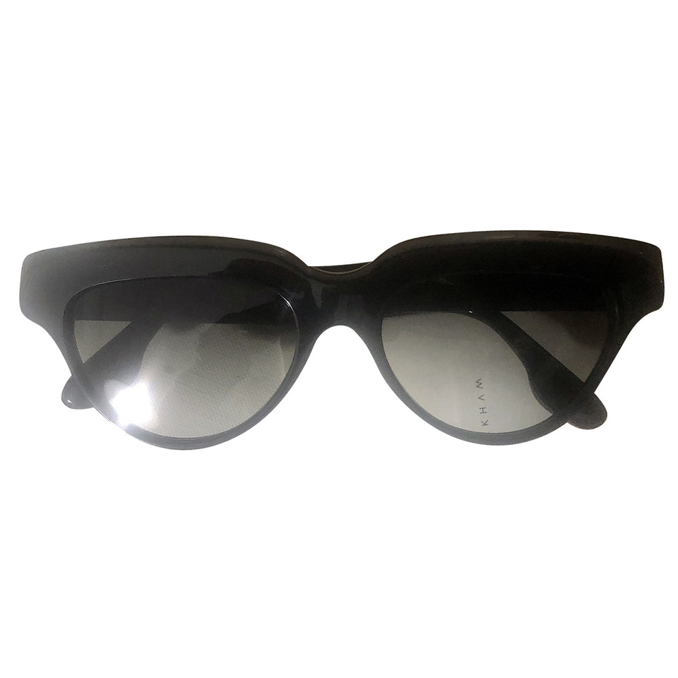 Victoria Beckham Sunglasses in Black