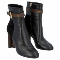 Louis Vuitton Bottes en Daim en Noir