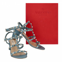 Valentino Garavani Sandalen aus Leder in Blau