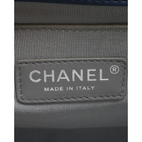 Chanel Boy Bag aus Leder in Blau