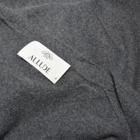 Allude Vest in Dark Grey