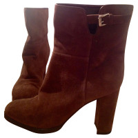 Gianvito Rossi Brown suede boots 
