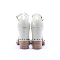 Chloé Sandalen aus Leder in Weiß