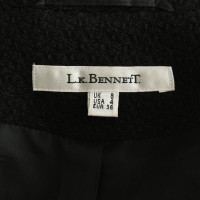L.K. Bennett Kort jasje in zwart
