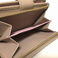 Prada Bag/Purse Leather in Beige