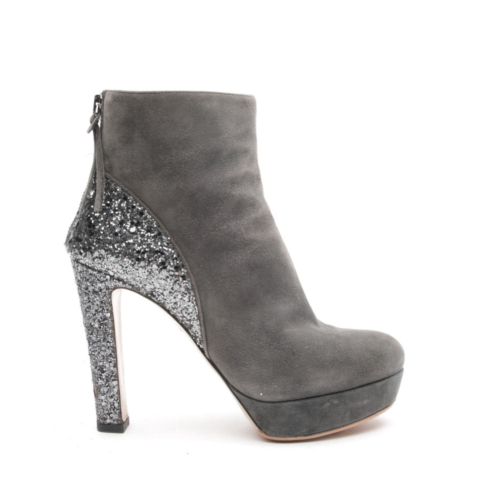 Miu Miu Bottines en Cuir en Gris