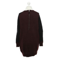 Closed Robe en tricot noir / Bordeaux