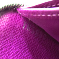 Louis Vuitton Zippy Portemonnaie aus Leder in Violett