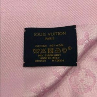 Louis Vuitton Monogram Tuch in Rosa