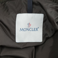 Moncler Jacke/Mantel in Oliv