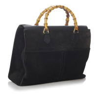 Gucci Bamboo Bag aus Wildleder in Schwarz