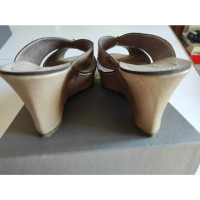 Janet & Janet Wedges Leather in Taupe