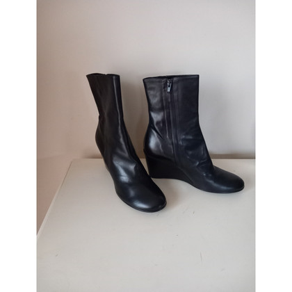 Marc Cain Boots Leather in Black