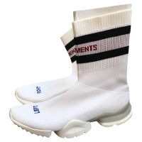 Vetements Chaussures de sport en Toile en Blanc