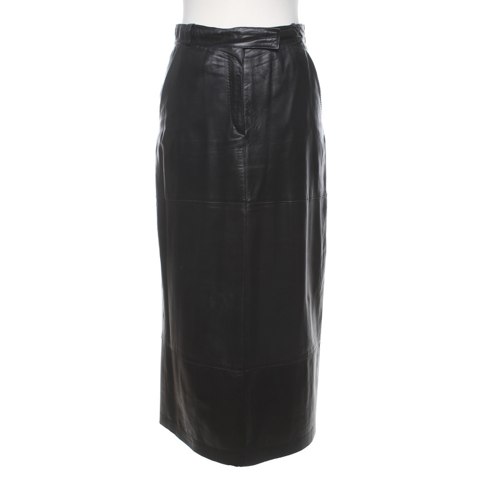 St. Emile Leather skirt in black