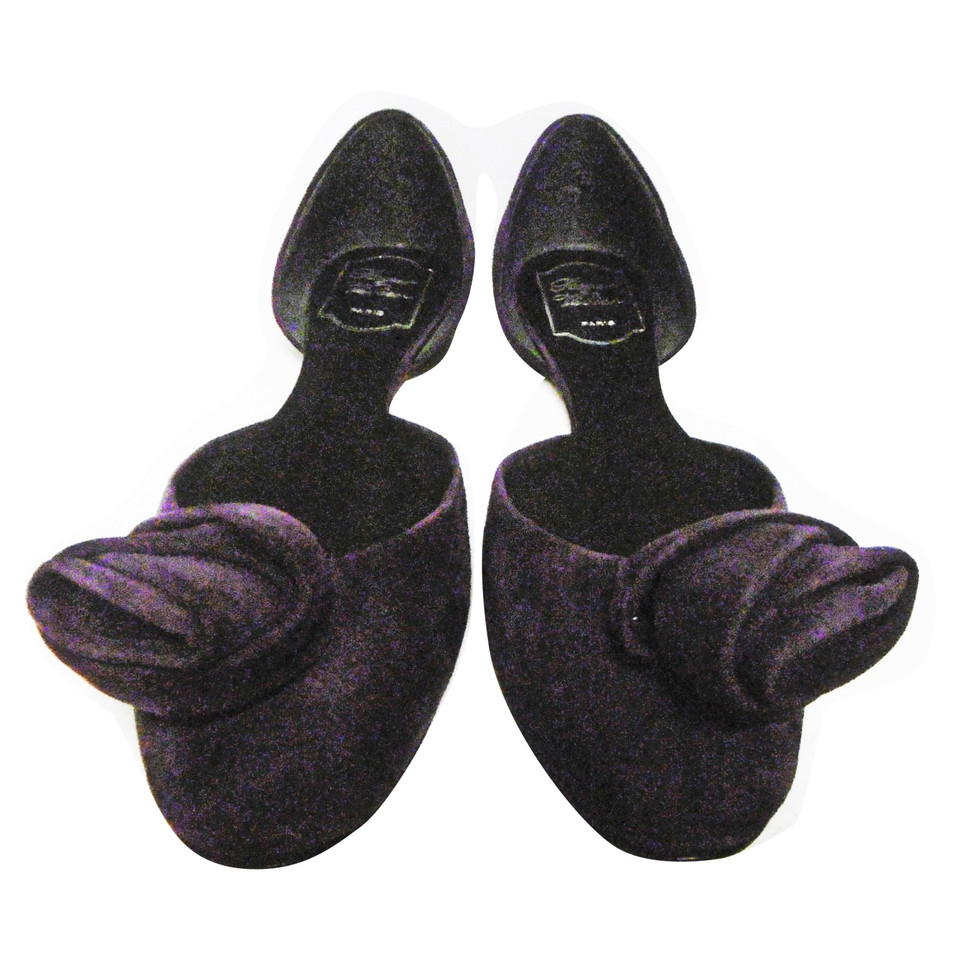 Roger Vivier Slipper/Ballerinas aus Leder in Violett