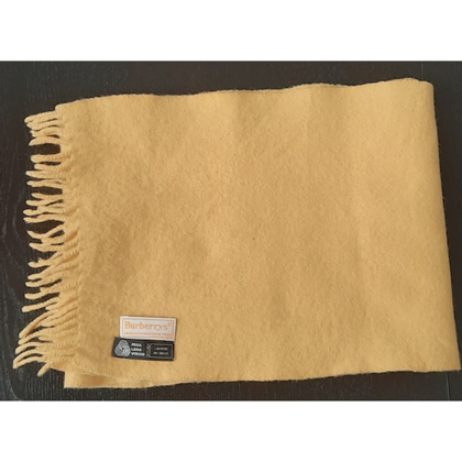 Burberry Prorsum Scarf/Shawl Wool in Yellow