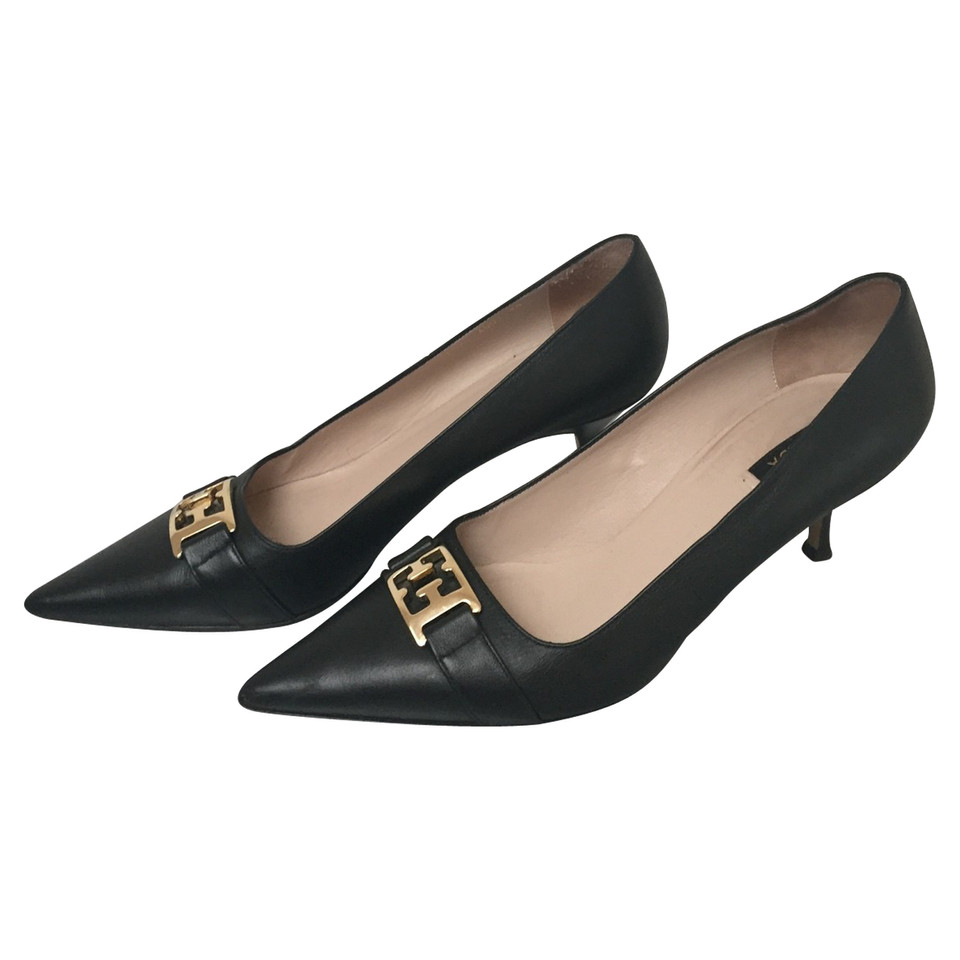 Escada pumps in zwart