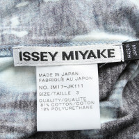 Issey Miyake Oberteil mit Muster