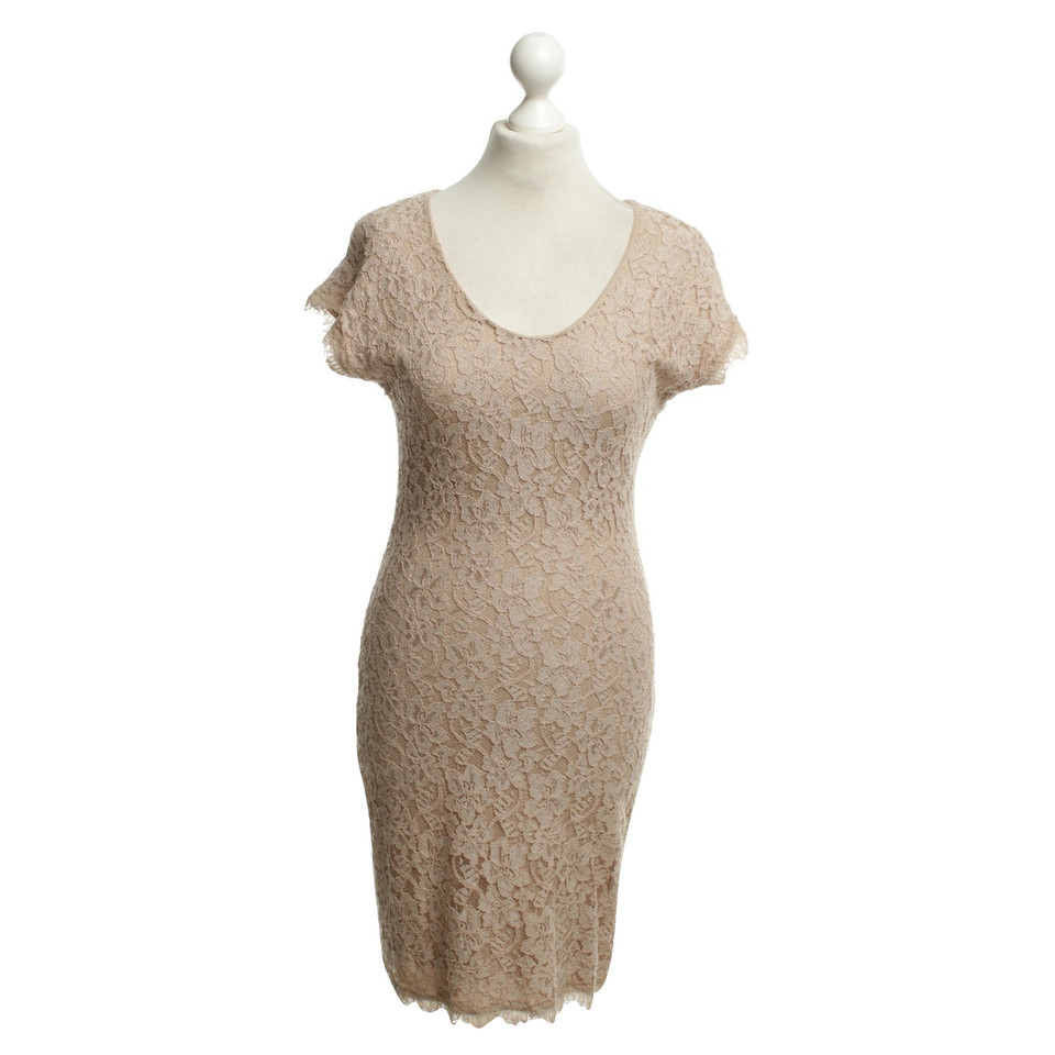 Diane Von Furstenberg Lace dress in Nude