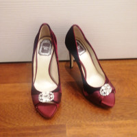 Christian Dior Pumps/Peeptoes Leather in Bordeaux